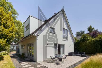 Haus zum Kaufen in Wachtberg Pech 575.000,00 € 130 m² - Wachtberg / Pech