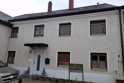 mehrfamilien haus - 280.000,00&nbsp;EUR Kaufpreis, ca.&nbsp; 379,00&nbsp;m&sup2; in Ering (PLZ: 94140)