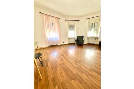 3-Zimmer-Wohnung (110 m²) mit großzügiger Terrasse - Pirmasens