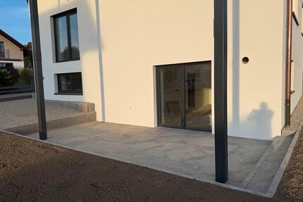 Erstbezug 3 Zimmer Wohnung mit Terrasse und Garten - Eggenfelden