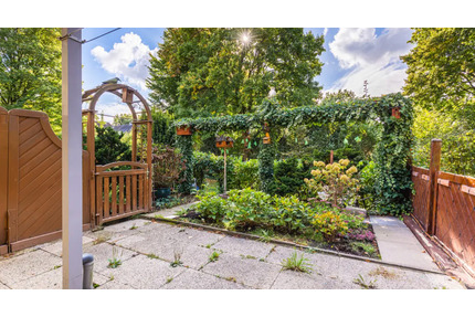 KEINE ANFRAGEN MEHRModernisierte 2,5-Zimmer-Wohnung in Eidelstedt - Hamburg