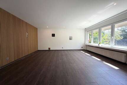Haus zum Kaufen in Solms 249.000,00 € 186 m²