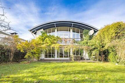 Wohlfühlen mit Leichtigkeit - extravagantes, lichtdurchflutetes Architektenhaus. - Feldafing Starnberg