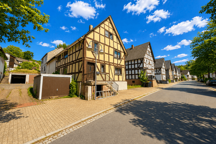 Haus zum Kaufen in Dillenburg 99.000,00 € 140 m²