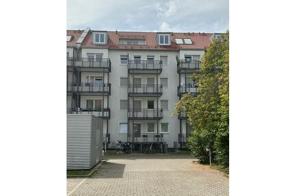 Helle moderne 3-Zi.-DG-Wohnung mit Dachloggia - Dachau