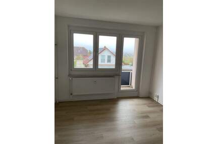 4-Raum Wohnung mit Balkon in Gützkow