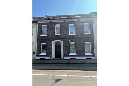 Haus zum Kaufen in Krefeld 397.000,00 € 200 m²