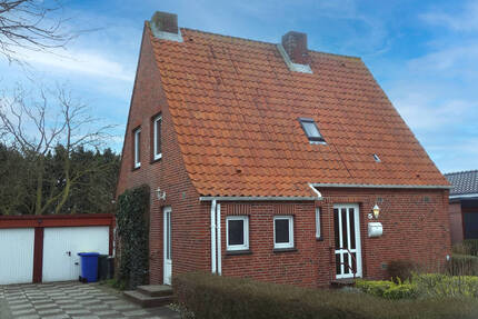 Einfamilienhaus mit großem Grundstück in ruhiger Lage von Dingen