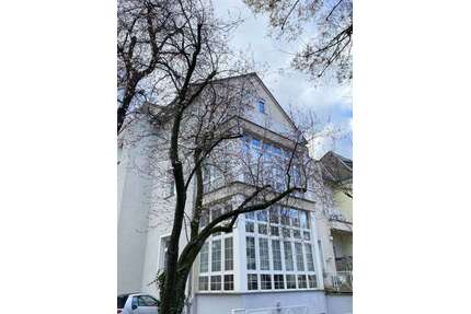 Wohnung zum Mieten in Wiesbaden 2.350,00 € 140 m²