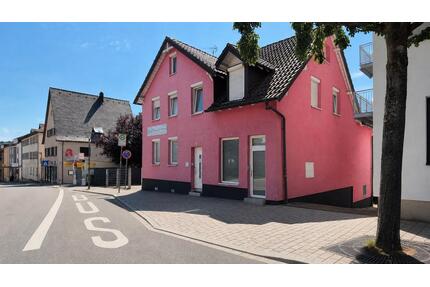 Provisionsfrei: A+ Mehrfamilienhaus (3 WE) mit Wärmepumpe, Birken - Birkenfeld