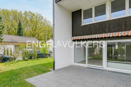 Haus zum Kaufen in Schwalbach 750.000,00 € 155 m²