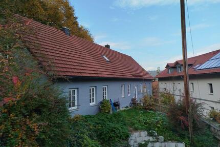 3-Zimmer-DG Wohnung in 3 Parteienhaus - Erstbezug n. Renovierung - Passau Maierhof