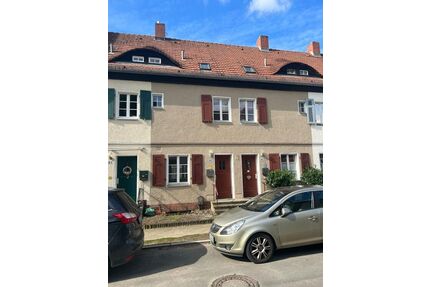 Provisionsfrei* Wir haben mehrere Reihenhäuser in der Waldsiedlung Hakenfelde, modernisiert, einziehen und sich wohl fühlen - Berlin