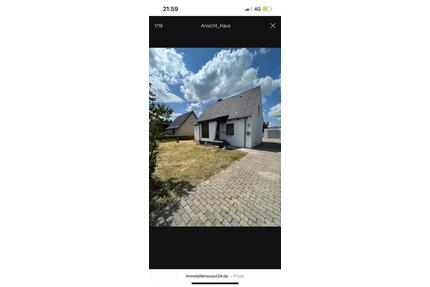 Haus zur Miete in Pinneberg - 1.600,00&nbsp;EUR Kaltmiete, ca.&nbsp; 115,00&nbsp;m&sup2; in Pinneberg (PLZ: 25421)