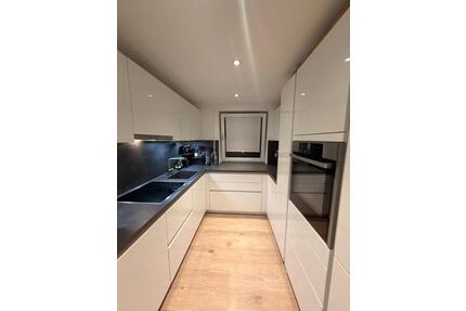 Hochwertige Wohnung im Memminger Westen + exklusiver Einbauküche - Memmingen