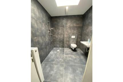 Renovierte Mietwohnung in Heimbach Weis - Neuwied Block