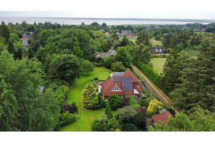 Haus zum Kaufen in Husum-Schobüll 1.375.000,00 € 239 m²