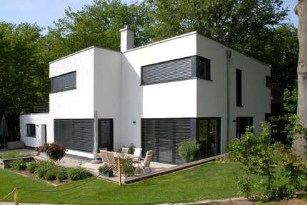 Grundstück zu verkaufen in Krefeld 299.000,00 € 490 m²