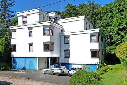 Bad Wilhelmshöhe am Mulang: Großzügig geschnittene 3-Zimmer-Wohnung - Kassel