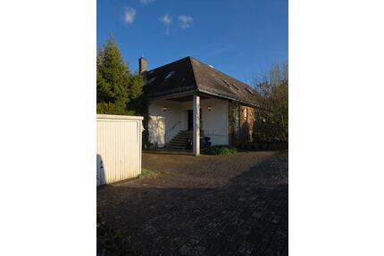 Doppelhaushälfte für 350.000,00 Euro in Biebern - Tiefenbach