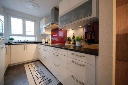 Modernes Reihenhaus mit sonnigem Garten und Doppelgarage - Rülzheim
