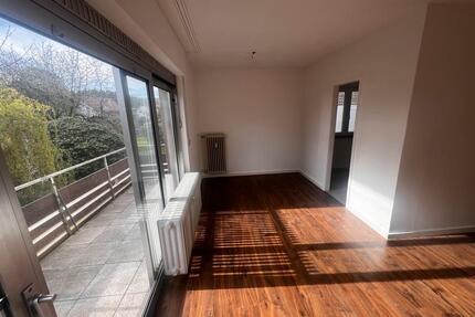 2 Zimmer, Küche, Bad Balkon Blomberg Ortsteil