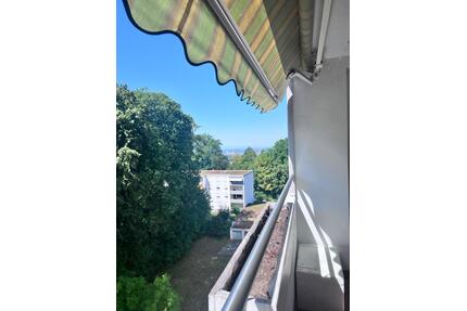 3-Zimmer-Wohnung mit Balkon und Einbauküche in Karlsruhe Bergwald