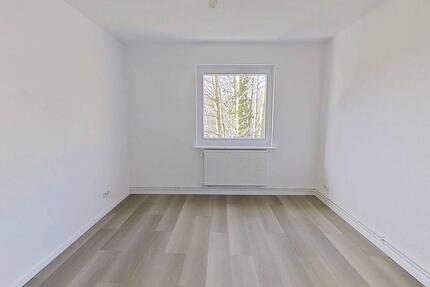 Ihr neues Wohlfühlzuhause: Helle 3-Zimmer-Wohnung mit modernem Wannenbad - Nordenham