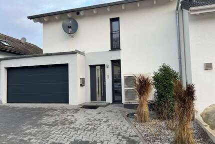 Haus zum Kaufen in Malsch 755.000,00 € 240 m²