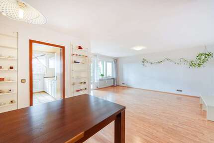 Wohnung zum Mieten in Stuttgart-Neugereut 1.000,00 € 80.7 m²