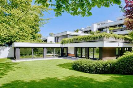 Haus zum Kaufen in Nürtingen 1.850.000,00 € 952.43 m²