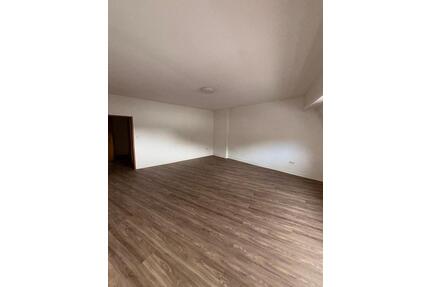 Großzügige Dachgeschosswohnung in 56130 Bad Ems