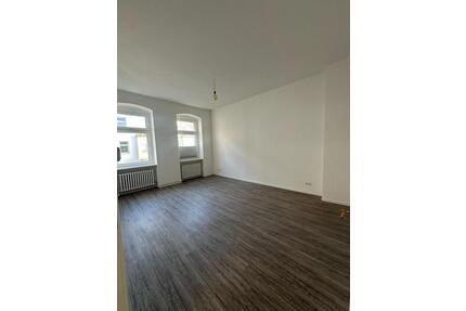 Wohnung ab sofort frei! - 940,00&nbsp;EUR Kaltmiete, ca.&nbsp; 40,00&nbsp;m&sup2; in Berlin (PLZ: 13587) Spandau
