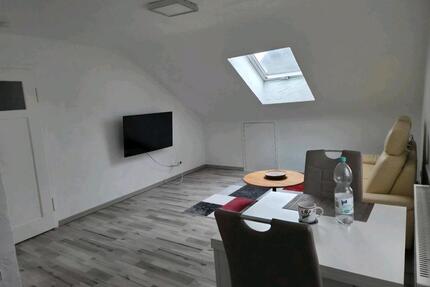 helle 2-Zimmer Dachgeschosswohnung in Zuffenhausen - Stuttgart