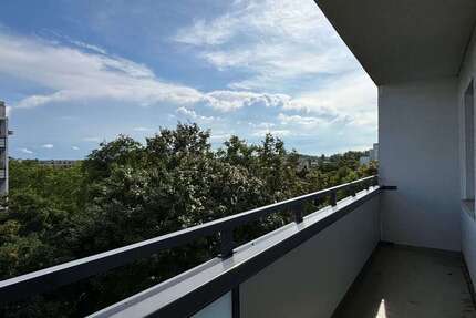 Wohnung zum Mieten in Berlin 589,00 € 35.69 m²