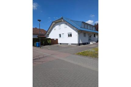 Großzügige Doppelhaushälfte - 720.000,00&nbsp;EUR Kaufpreis, ca.&nbsp; 196,00&nbsp;m&sup2; in Linden (PLZ: 35440)