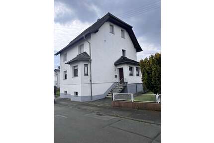 Haus zum Mieten in Wissen 750,00 € 100 m²