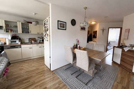Zentrale 3-Zimmer-Wohnung mit Süd-Balkon & TG in Bietigheim - Bietigheim-Bissingen / Bietigheim