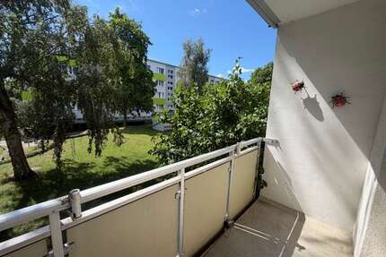 Wohnung zum Mieten in Gera 330,00 € 59.5 m²