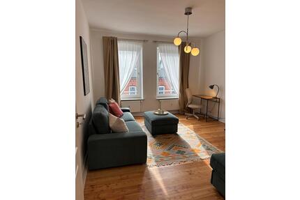 Helle, stilvoll möblierte Wohnung - Kiel Südfriedhof