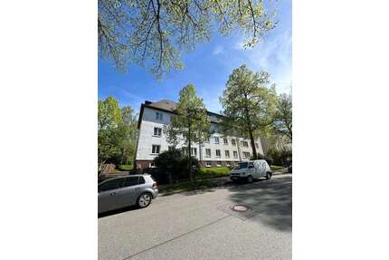 Wohnung zum Mieten in Chemnitz 230,00 € 52.41 m²