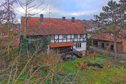 Idyllisch, groß, verkehrsgünstig gelegen. Ein-Zweifamilienhaus, Guxhagen OT - Guxhagen / Grebenau