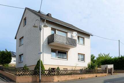 Haus zum Kaufen in Weyer 195.000,00 € 171 m²