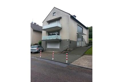 5 Zimmer Maisonette Wohnung 125 m² in 3 Familienhaus zu vermieten - Solingen