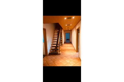 Zweifamilienhaus - 425.000,00&nbsp;EUR Kaufpreis, ca.&nbsp; 230,00&nbsp;m&sup2; in Wiesmoor (PLZ: 26639)