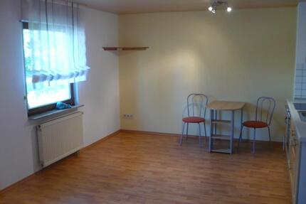 Helle freundliche 1 Zimmerwohnung im Einfamilienhaus - Börtlingen