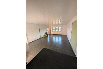 EG Wohnung, 4 Zimmer, ca.106qm - 1.200,00&nbsp;EUR Kaltmiete, ca.&nbsp; 106,00&nbsp;m&sup2; in Remchingen (PLZ: 75196)