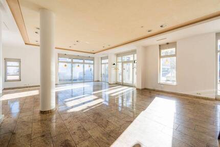 Urbanes Wohnen im Herzen von Rickenbach: Großzügiges Loft-Potenzial mit staatlicher Förderung