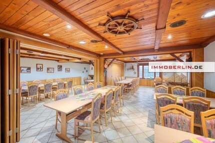 Haus zum Kaufen in Mönkebude 370.000,00 € 735 m²