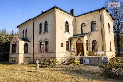 Haus zum Kaufen in Drebach OT Venusberg 458.000,00 € 300 m²